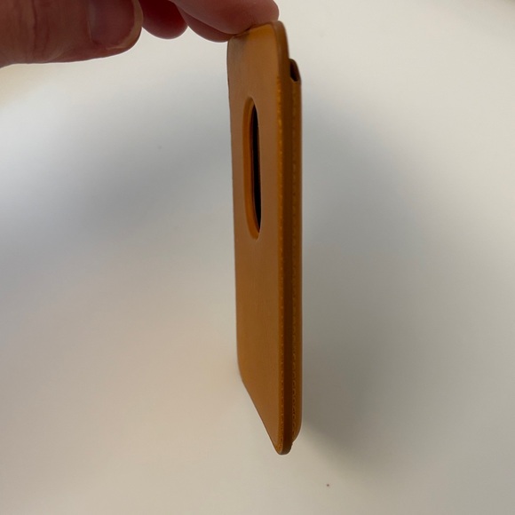 Apple Golden Brown Leather Magsafe Wallet. RFID & NFC blockers. - Picture 5 of 6